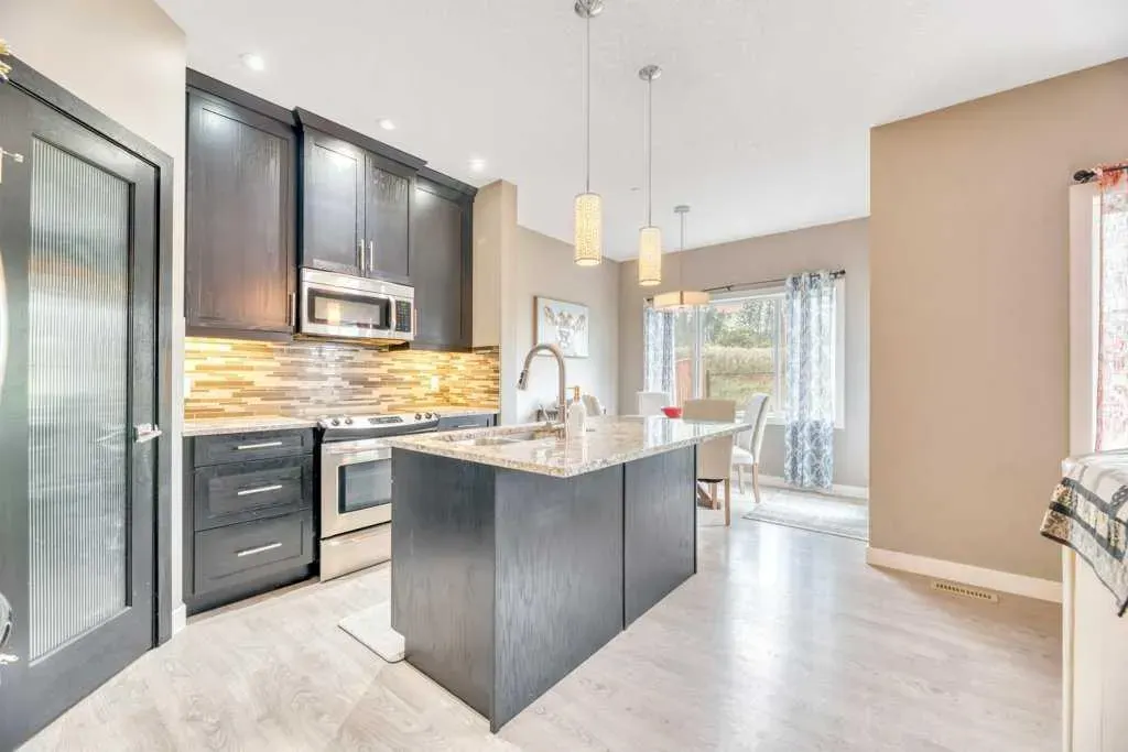 32 Lakewood Circle