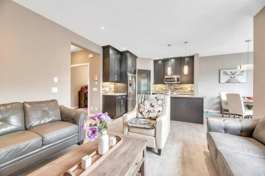 32 Lakewood Circle