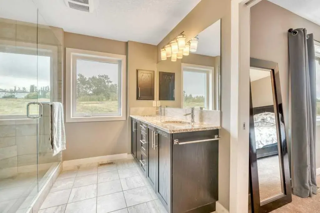 32 Lakewood Circle