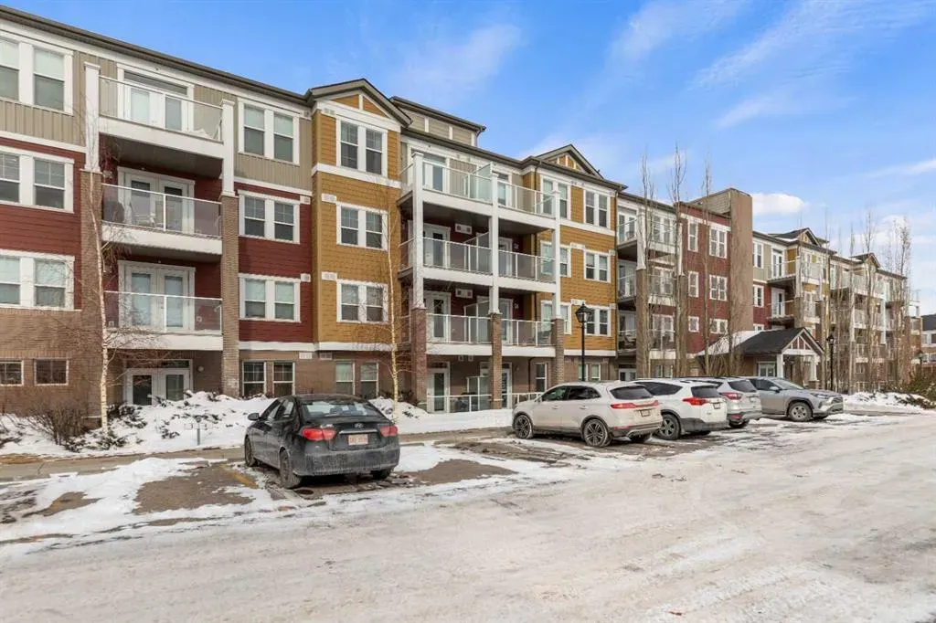 2300 Evanston Square NW #201