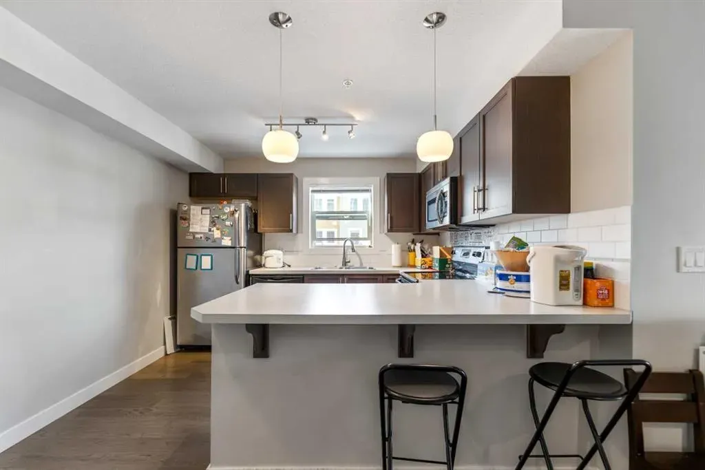 2300 Evanston Square NW #201