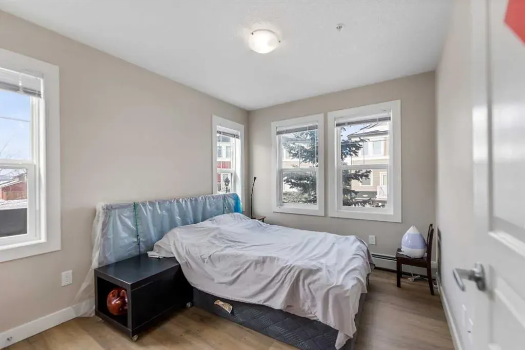 2300 Evanston Square NW #201
