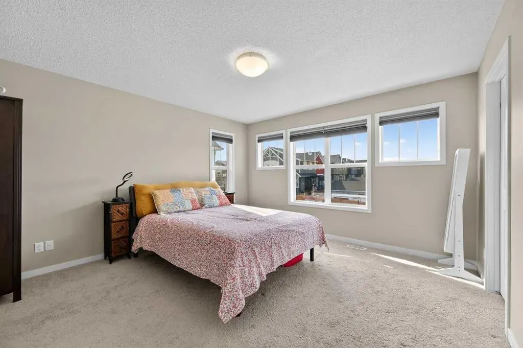 15 Fireside Crescent