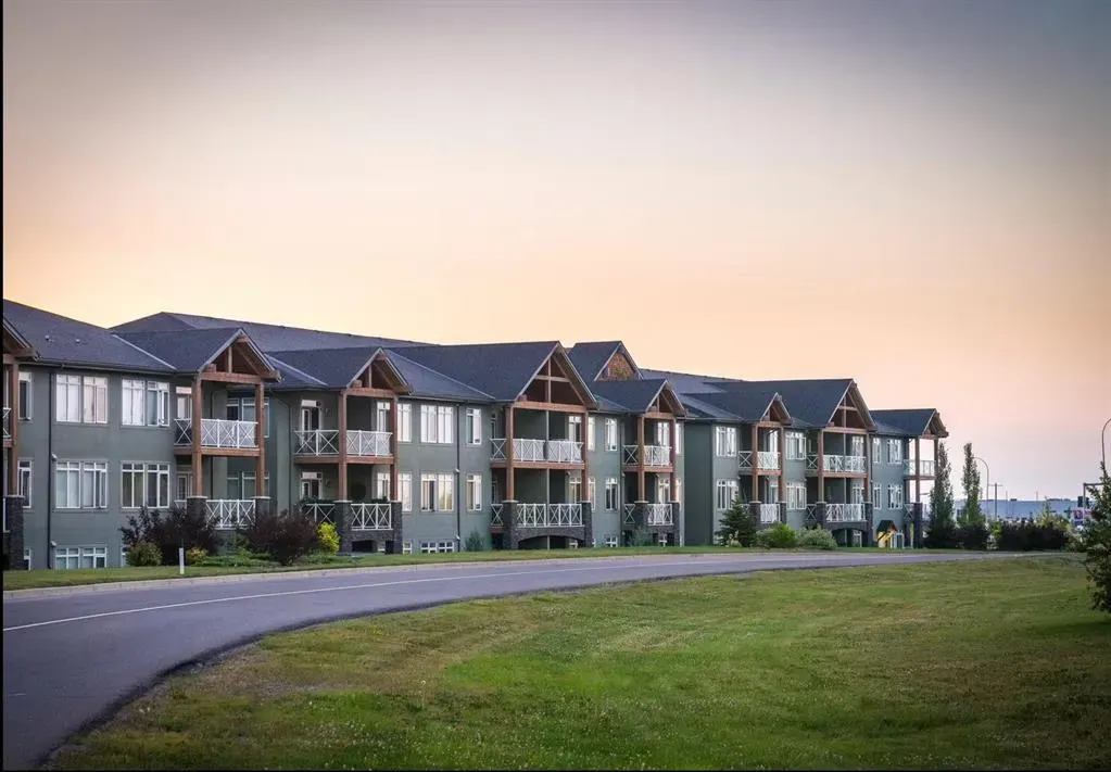 1005A Westmount Drive #110