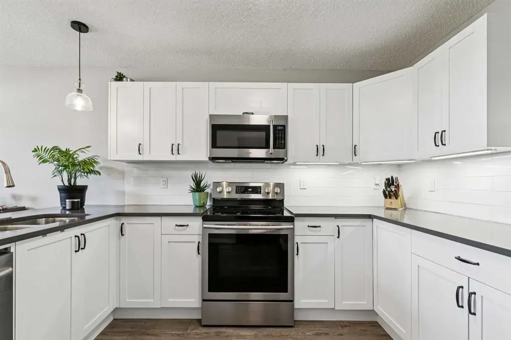 203 Lynnview Road SE #110S