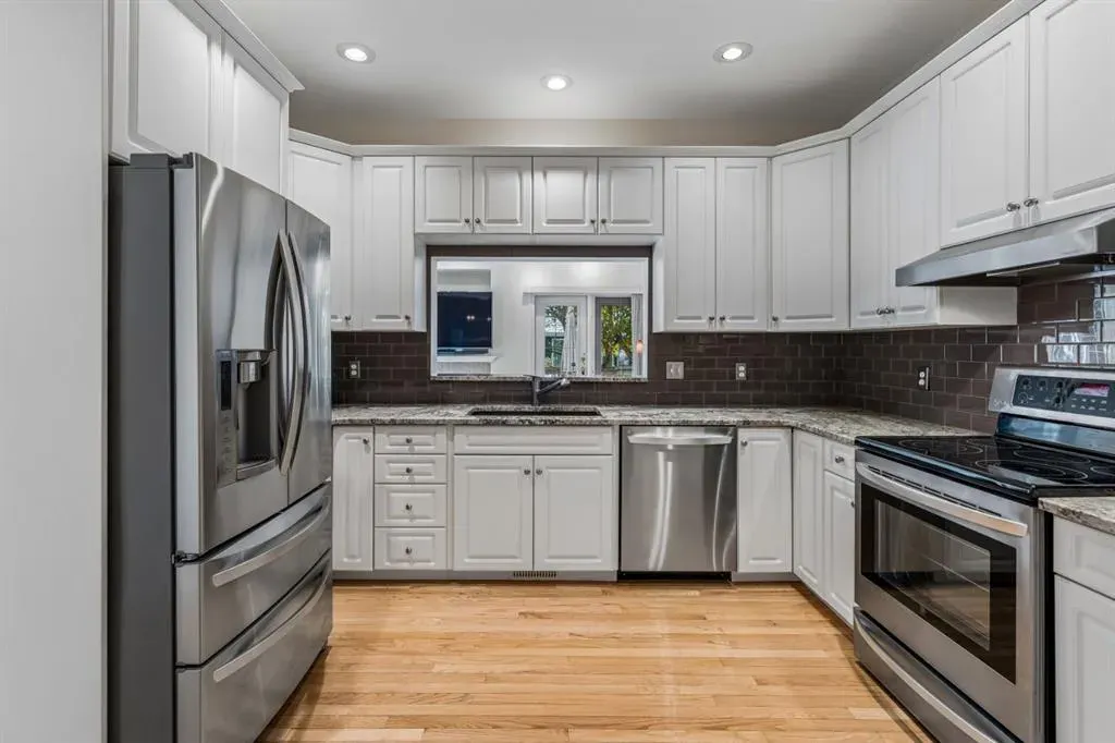 16 Varsity Estates Gardens NW