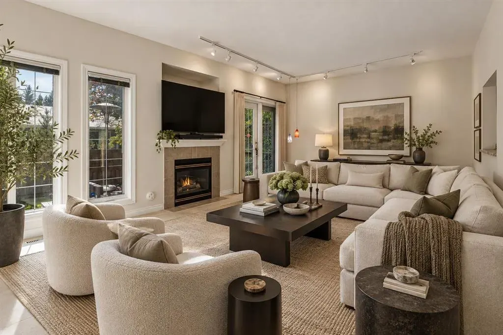 16 Varsity Estates Gardens NW