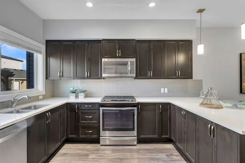 328 Midtown Gate SW
