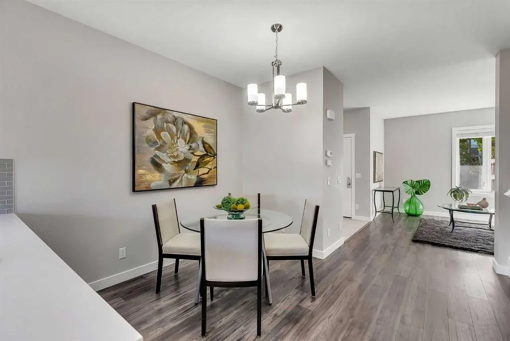 328 Midtown Gate SW