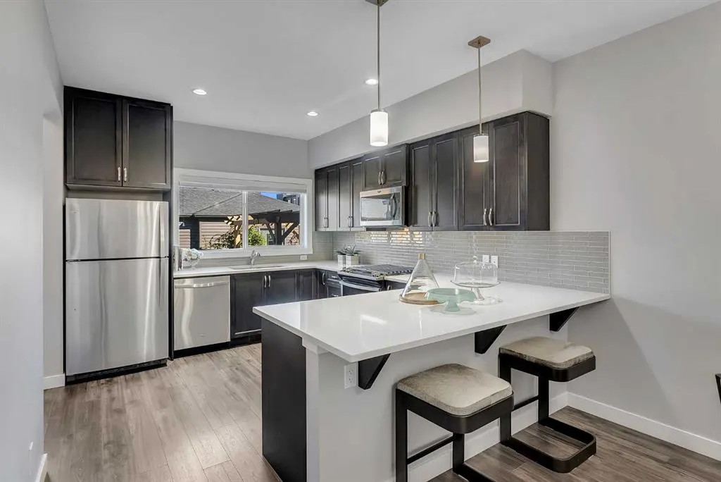 328 Midtown Gate SW
