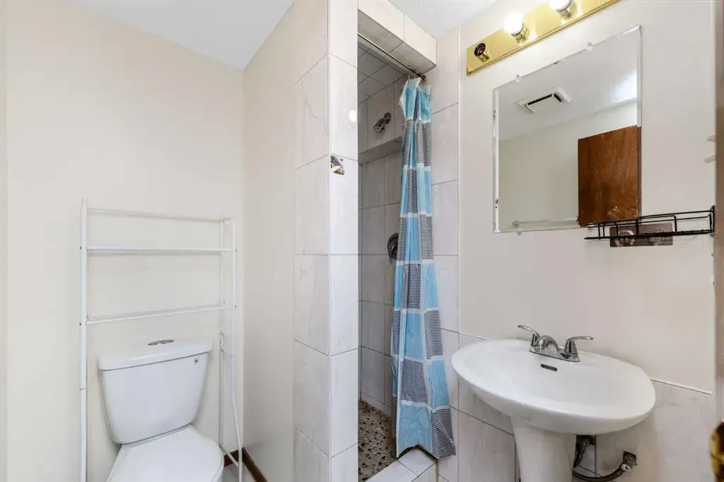 41 Edgeford Way NW