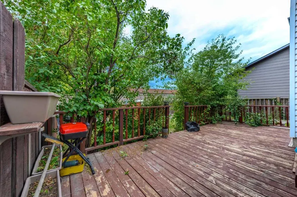 41 Edgeford Way NW