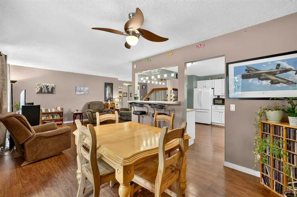 12 Brentwood Drive E