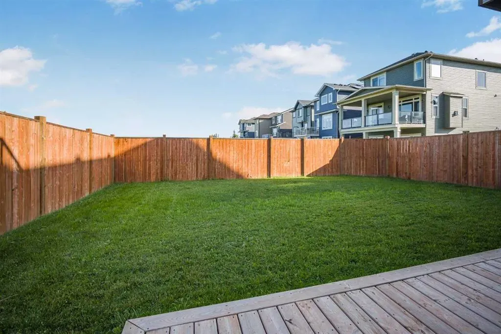816 Lakewood Circle