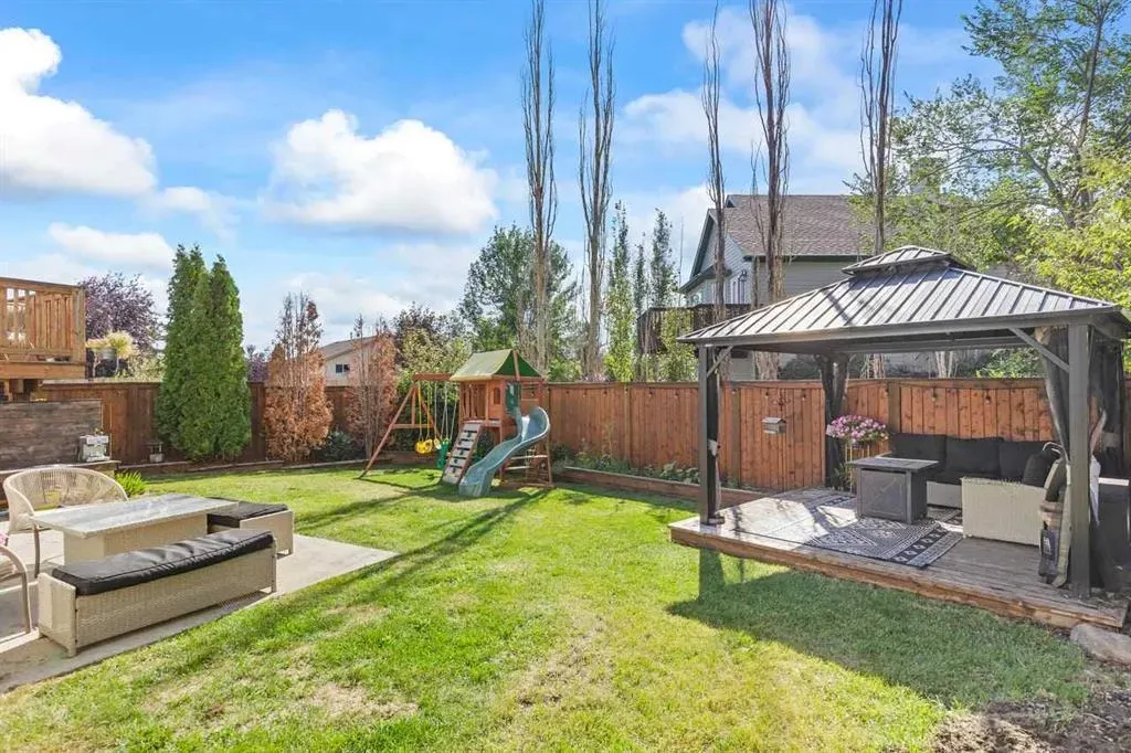 6 Strathford Place