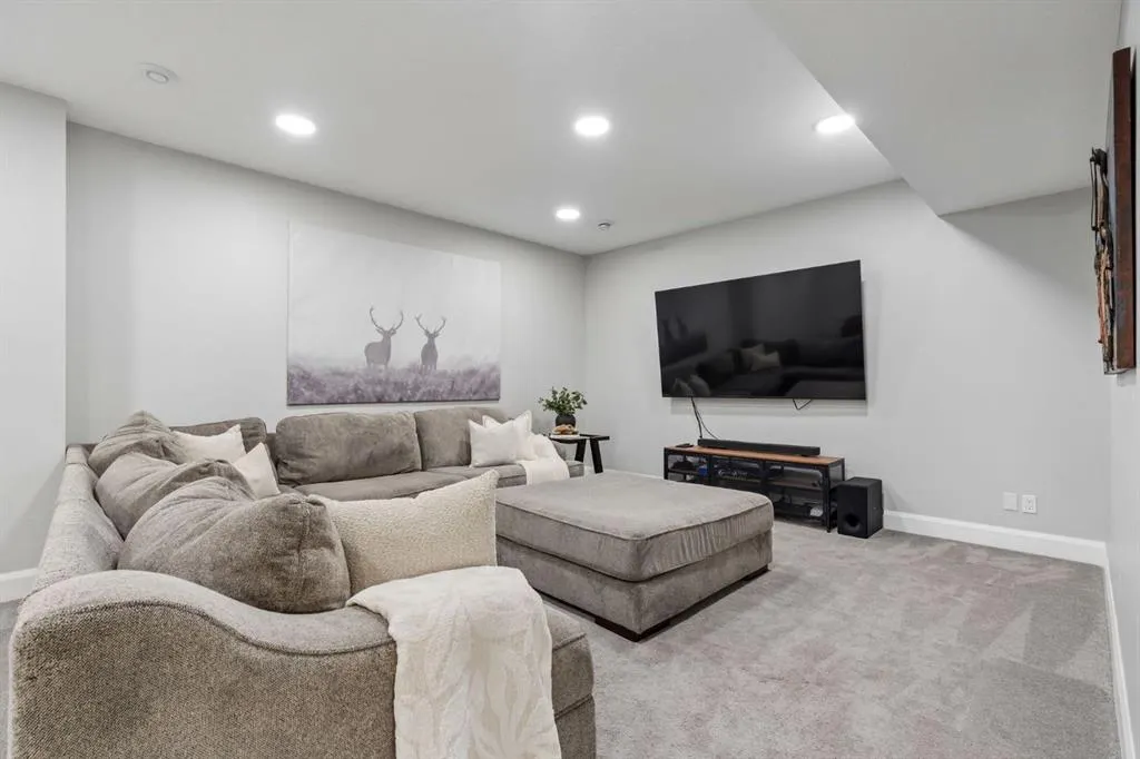 142 Brome Bend