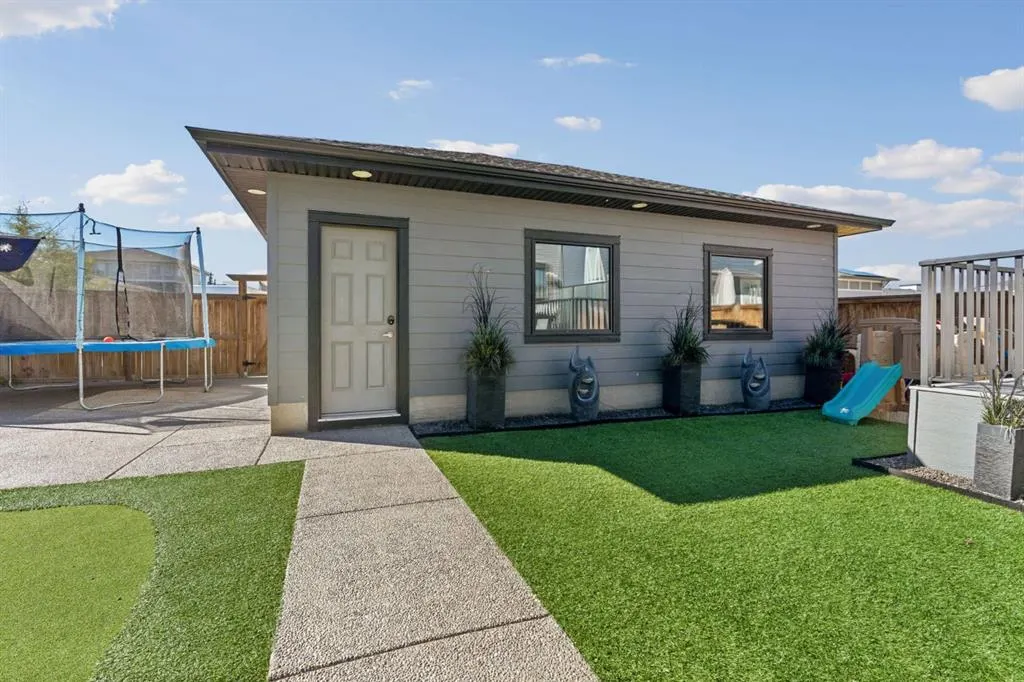 142 Brome Bend