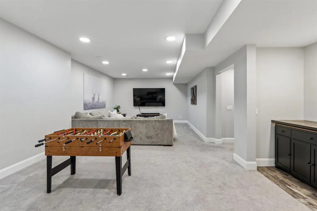 142 Brome Bend
