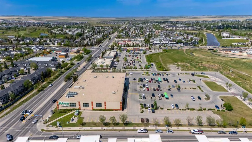 403 Mackenzie Way SW #8112