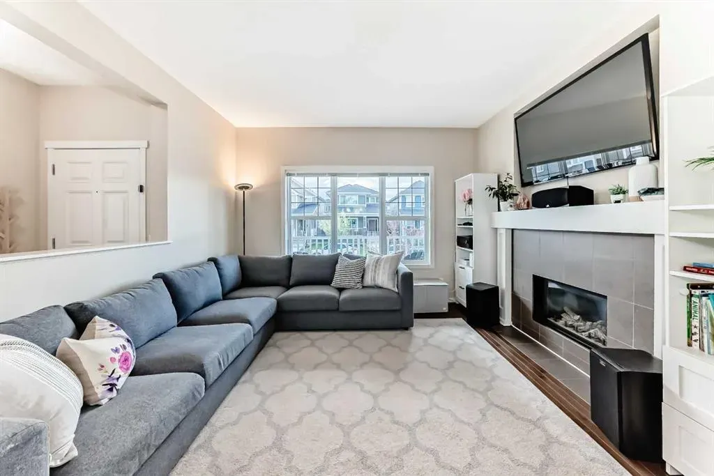 199 River Heights Green