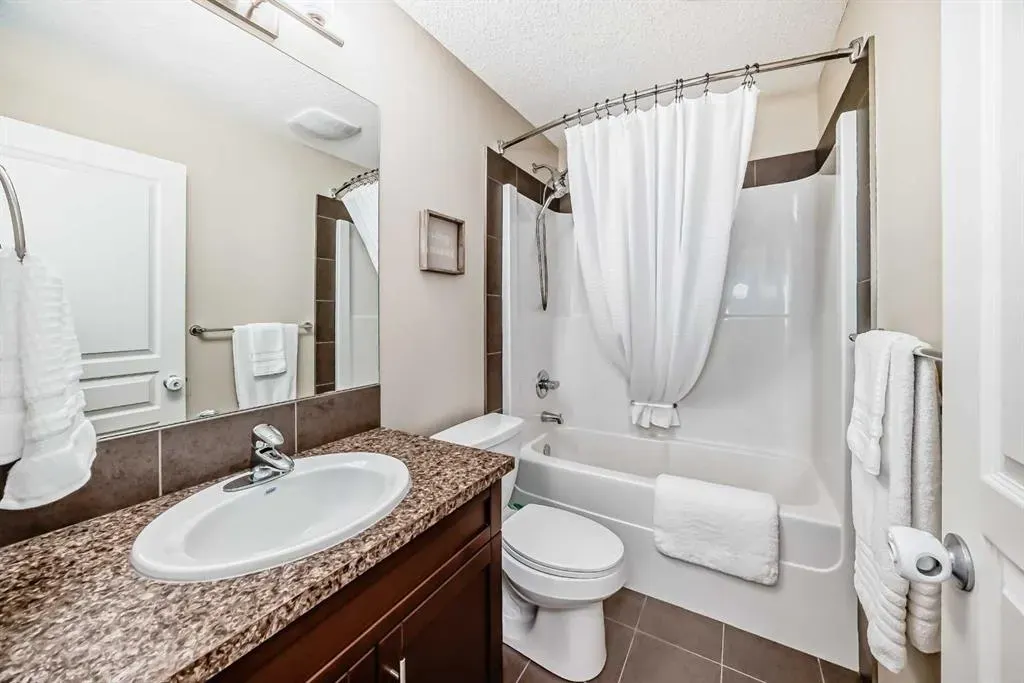 199 River Heights Green