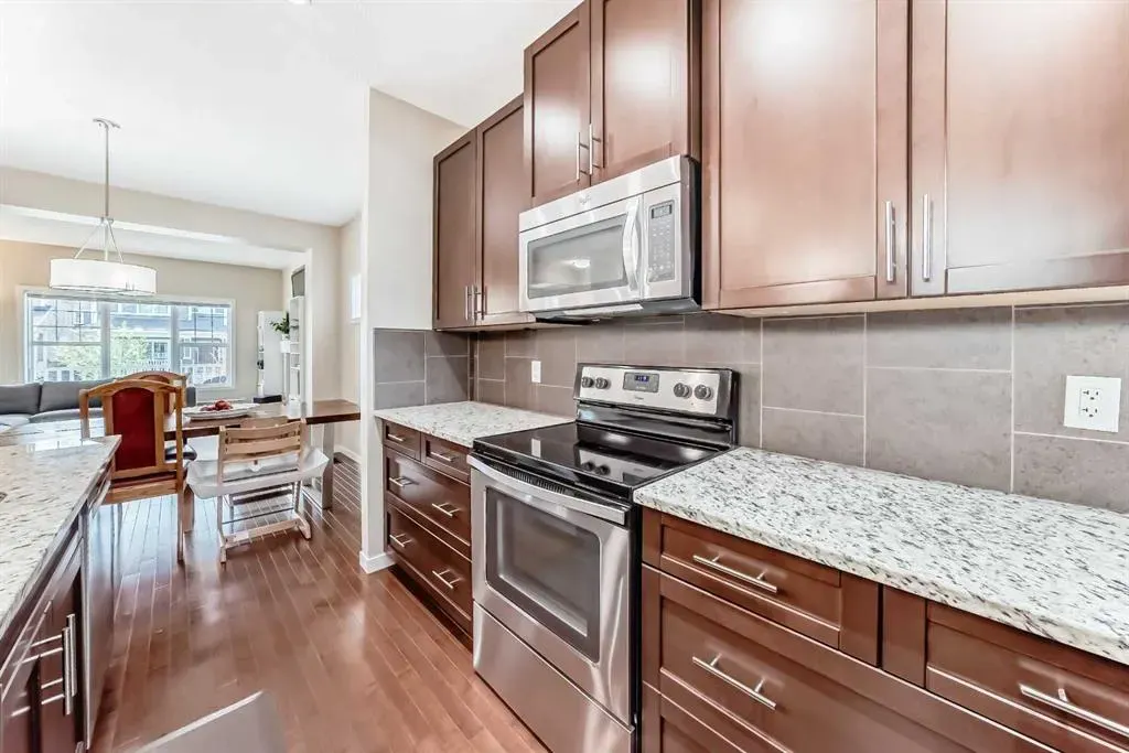 199 River Heights Green