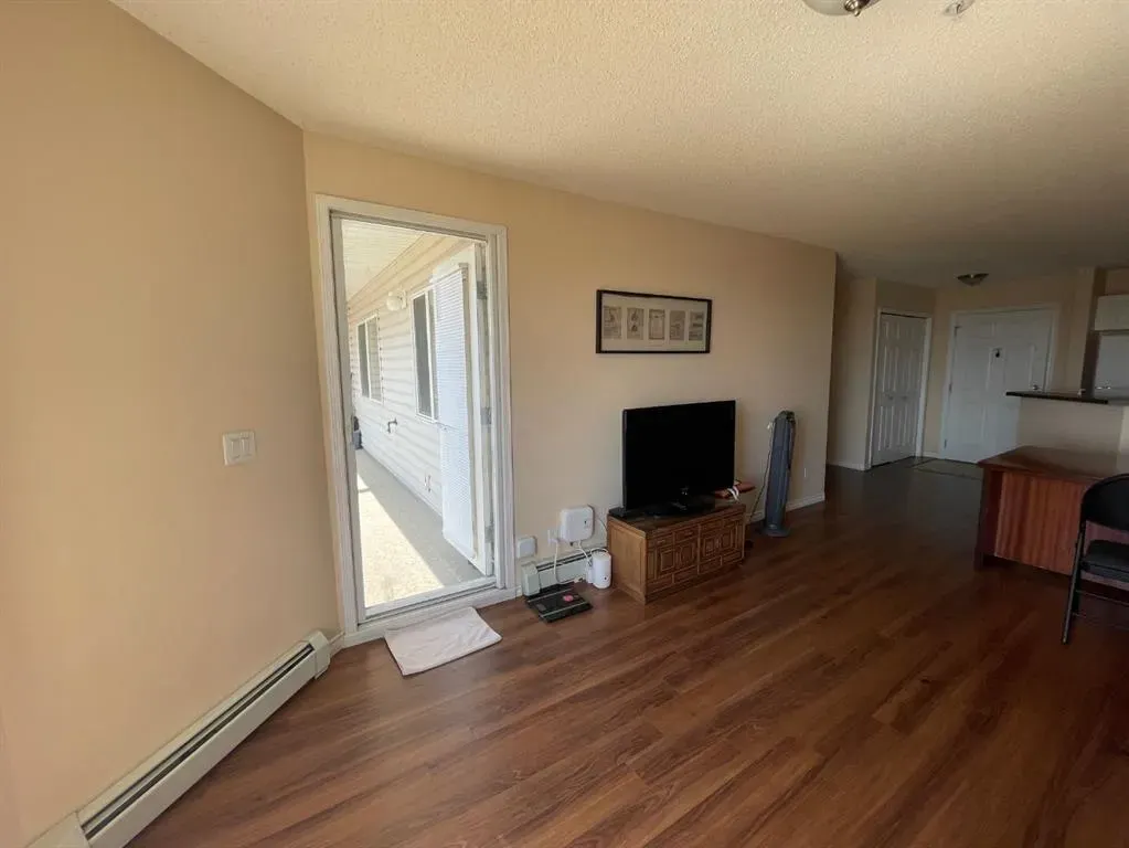 950 Arbour Lake Road NW #1204