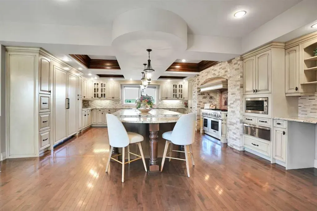 39 Idlewild Estates