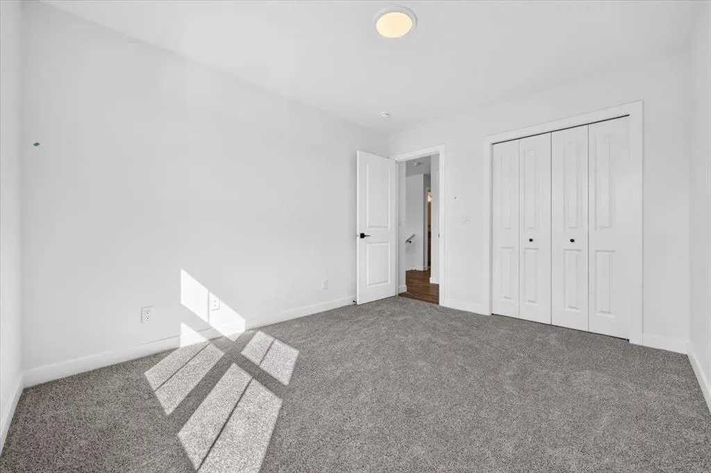 156 Emberside Hollow