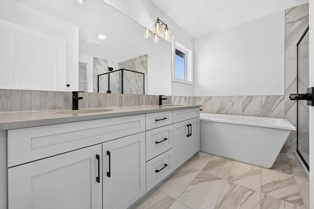 156 Emberside Hollow