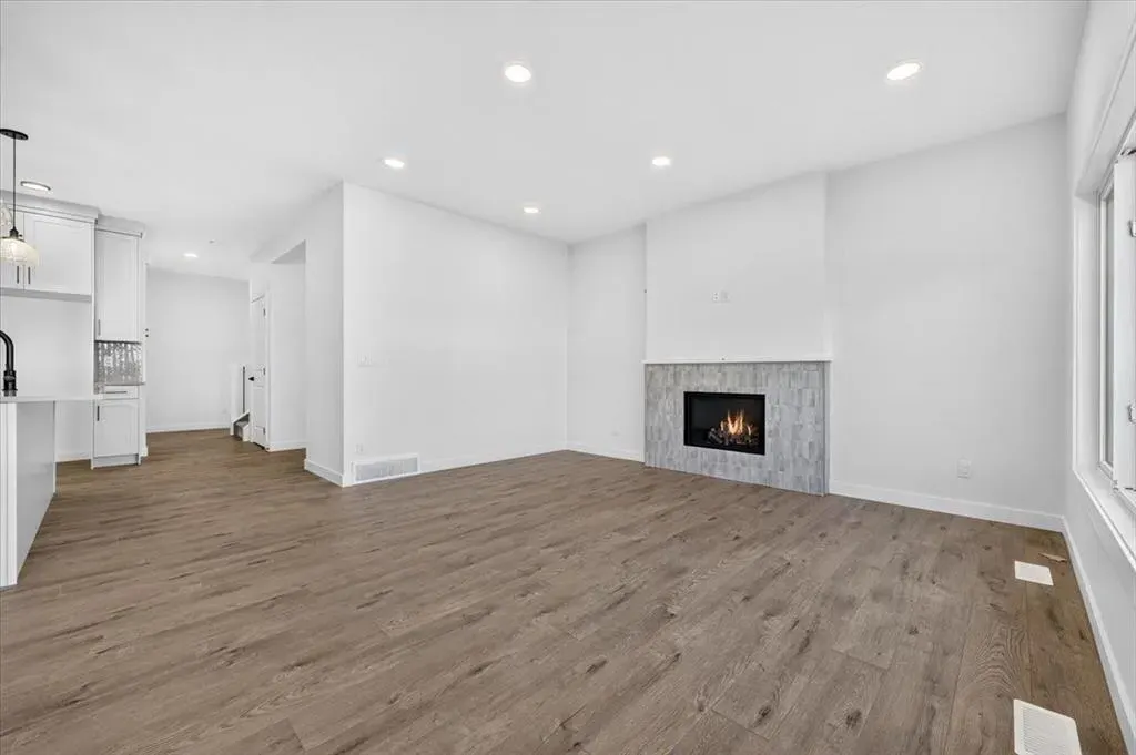 156 Emberside Hollow