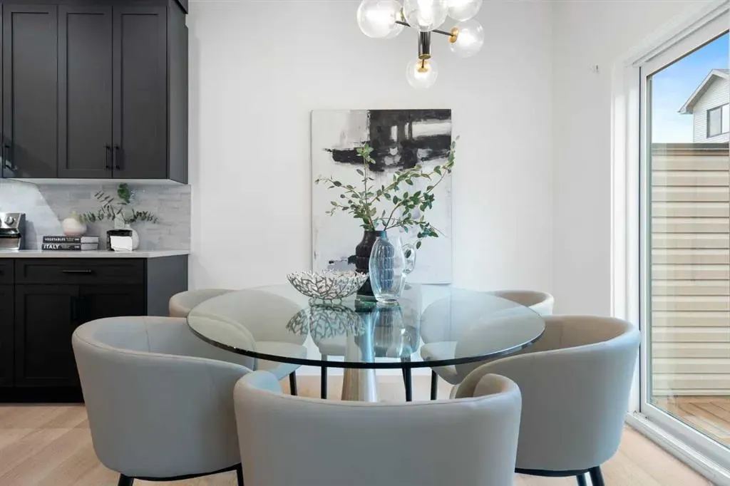 91 Heritage Manor