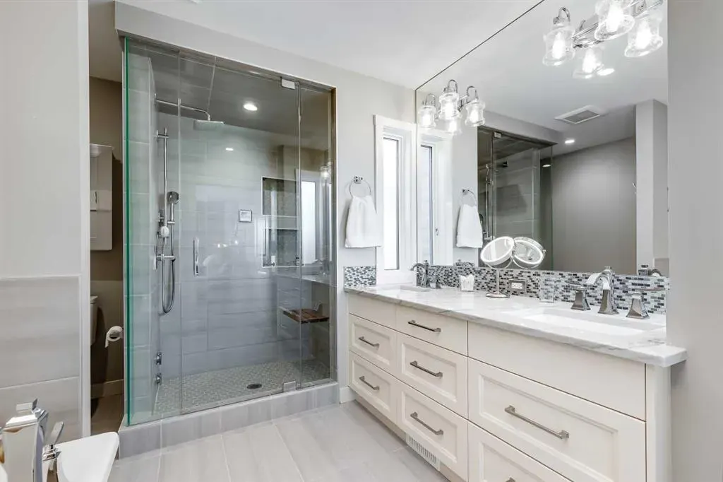 170 Tuscany Ravine Close NW