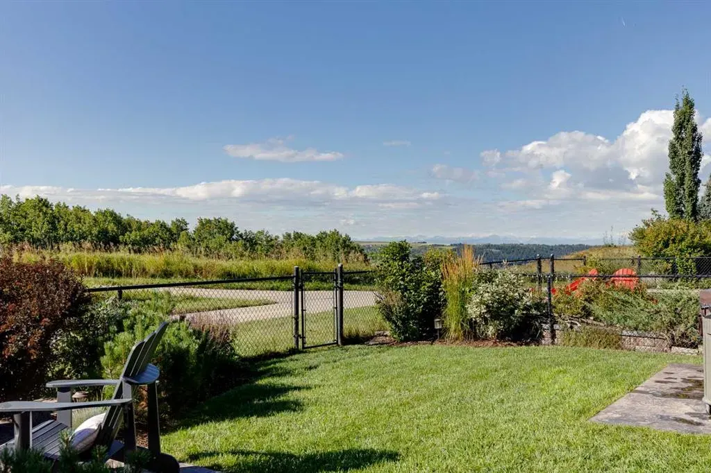 170 Tuscany Ravine Close NW