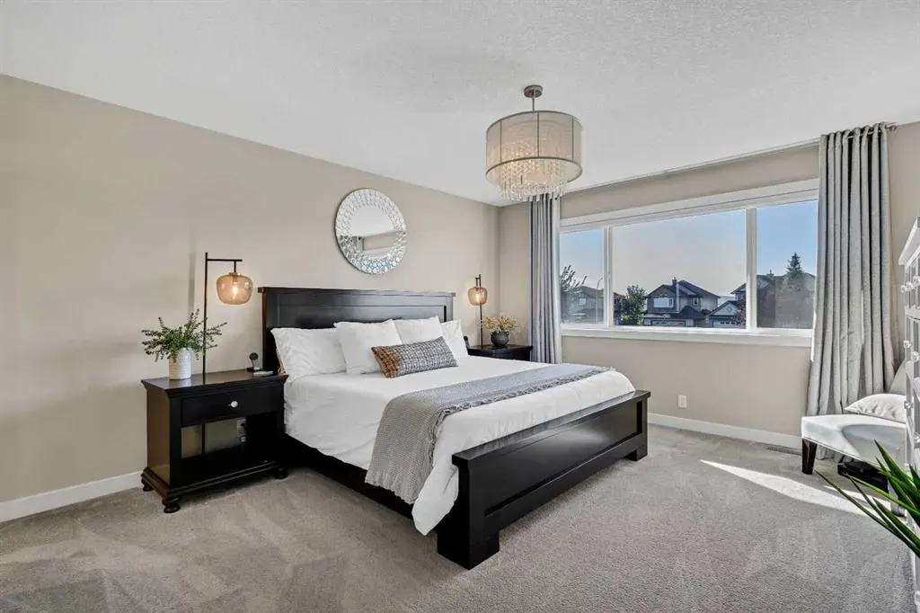 170 Tuscany Ravine Close NW
