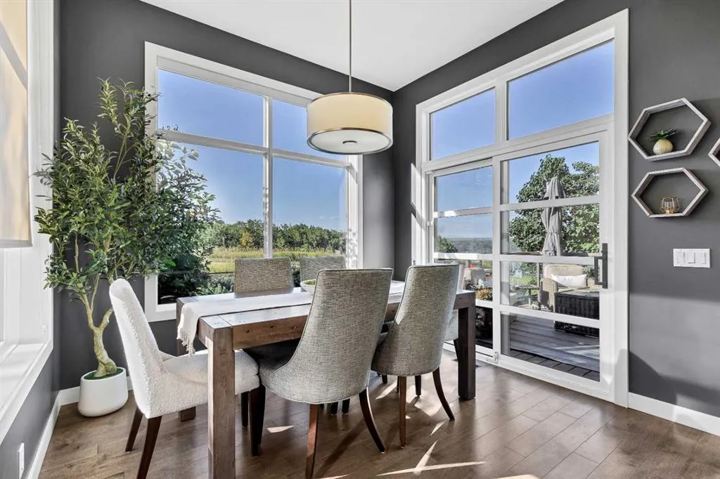 170 Tuscany Ravine Close NW