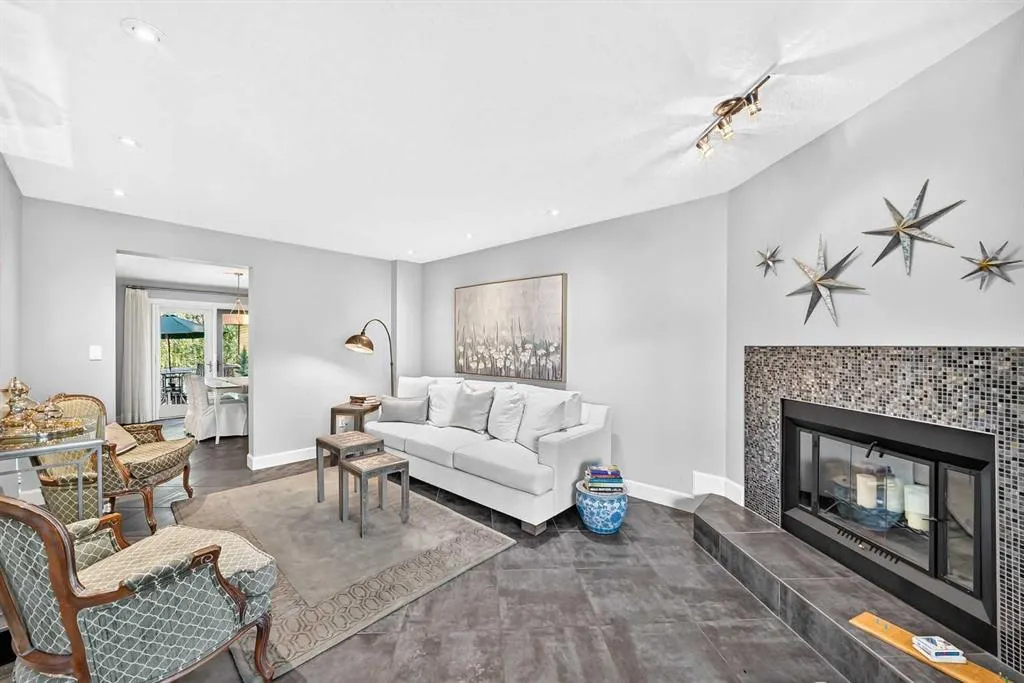 6 Edgedale Way NW