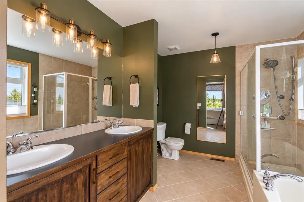 93 Tuscany Meadows Common NW