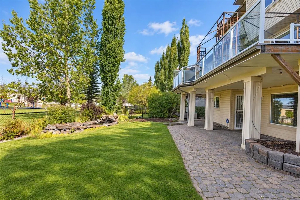 93 Tuscany Meadows Common NW