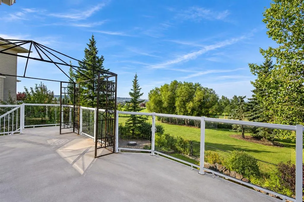 93 Tuscany Meadows Common NW