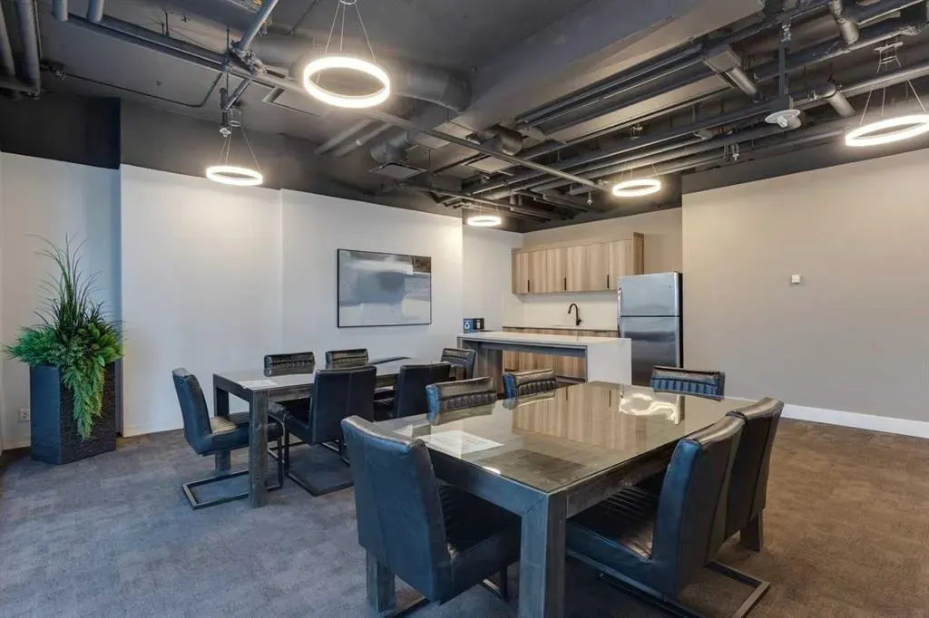 220 12 Avenue SE #1105