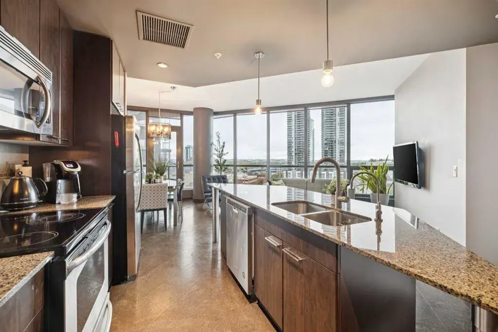 220 12 Avenue SE #1105