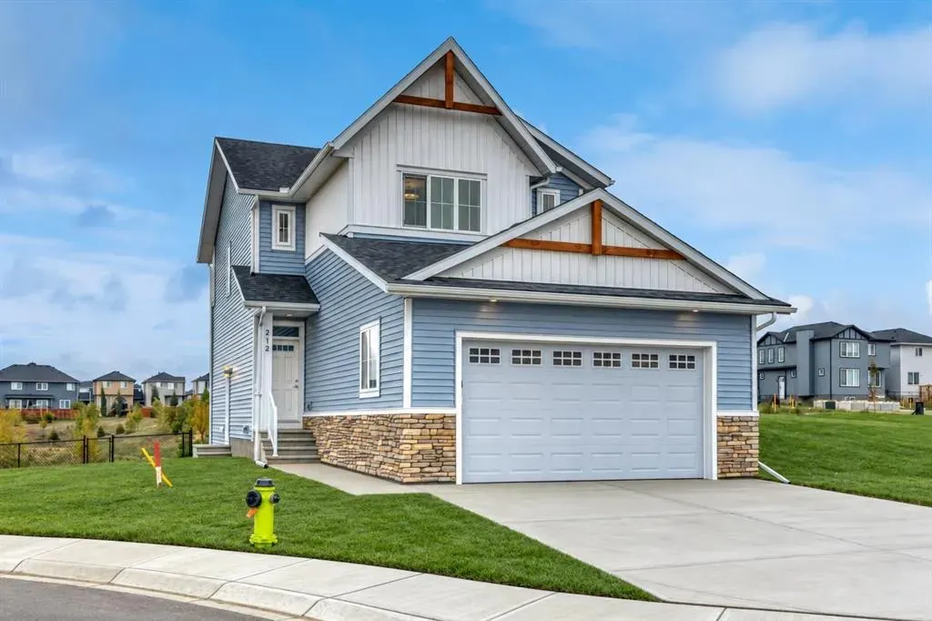 212 Edgefield Bay