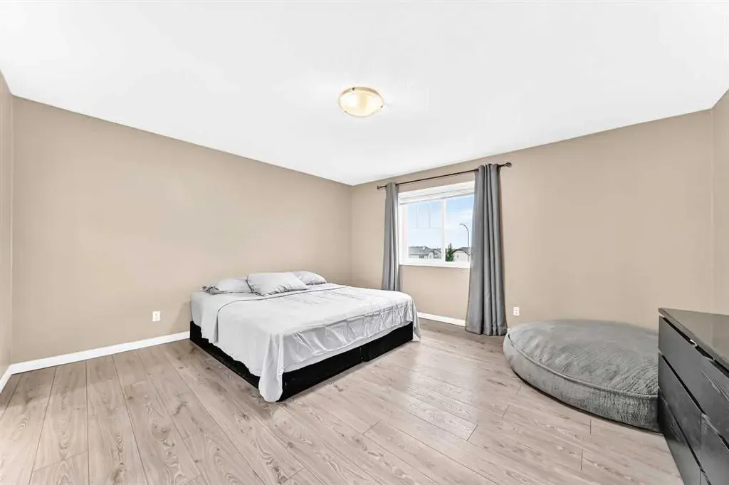 14 Bayside Park SW
