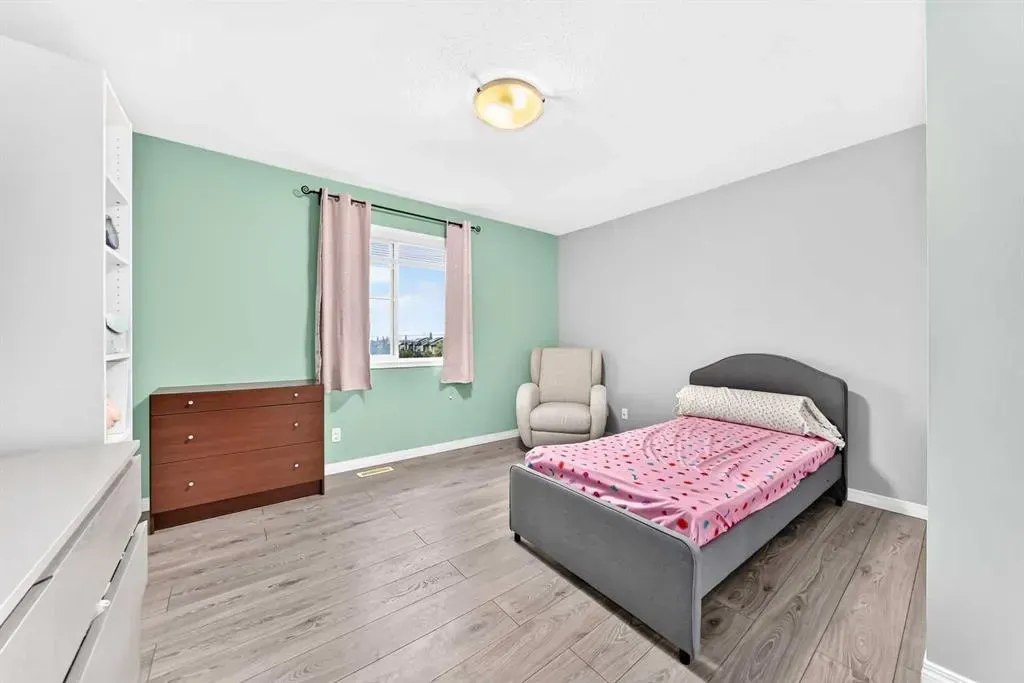 14 Bayside Park SW