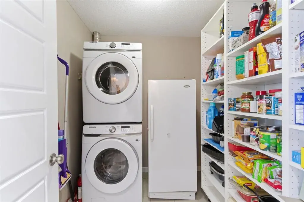 207 Sunset Drive #408
