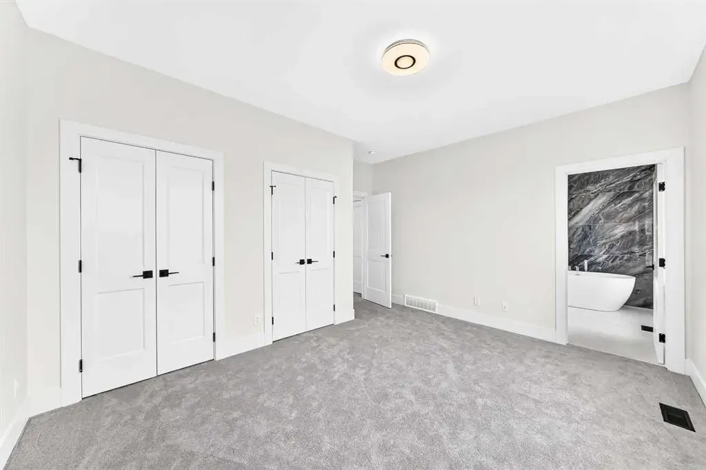 20 Lakewood Way