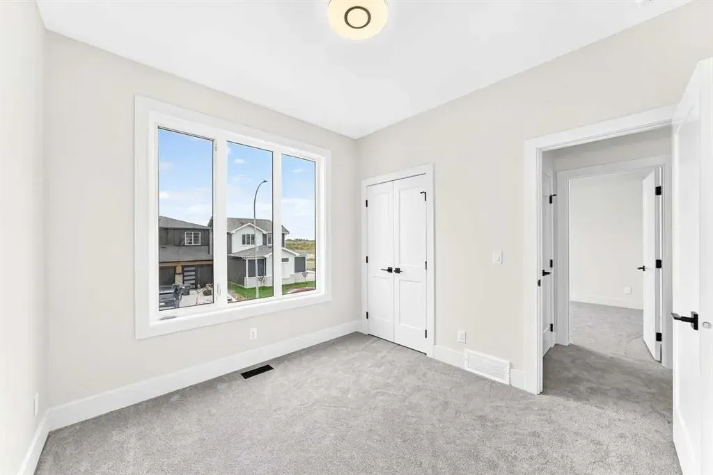 20 Lakewood Way