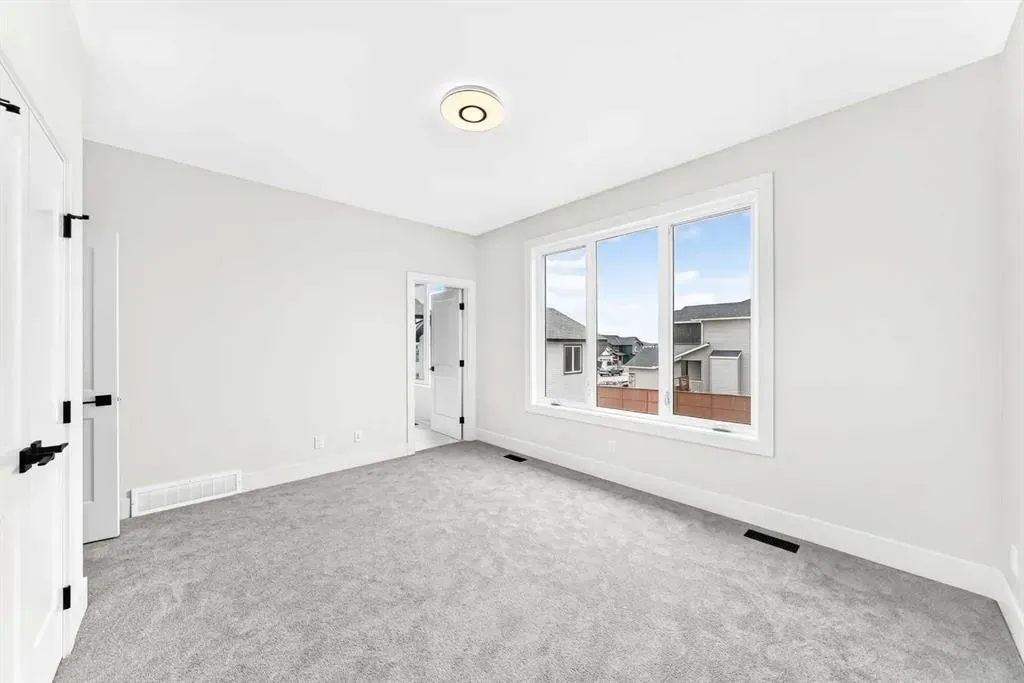 20 Lakewood Way