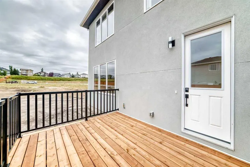 20 Lakewood Way
